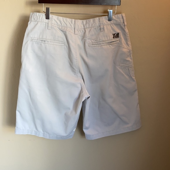 Volcom shorts. - Picture 2 of 4